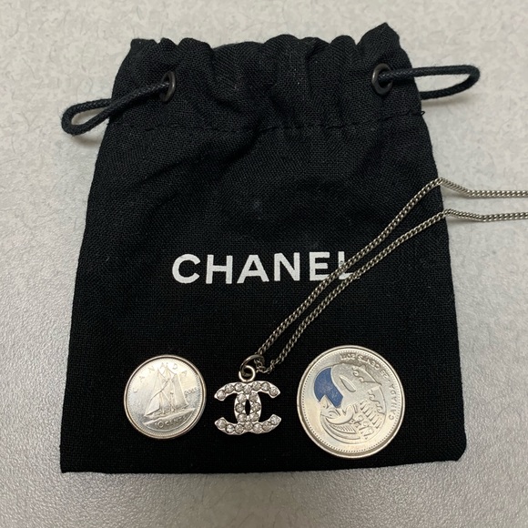 ❤️SOLD❤️Chanel CC Crystal Silver Tone Necklace⭐️ - Picture 7 of 16